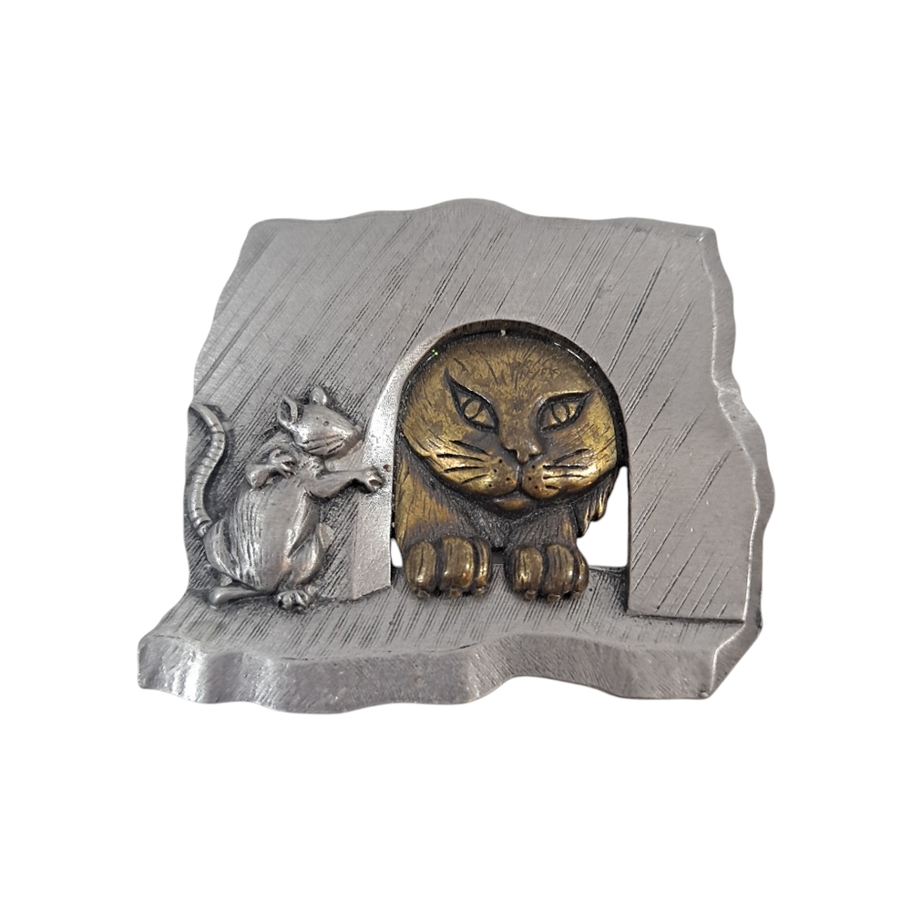 Vintage JJ Kitty Cat Peeking Through Mouse Hole Brooch Pin Mixed Metals 2"